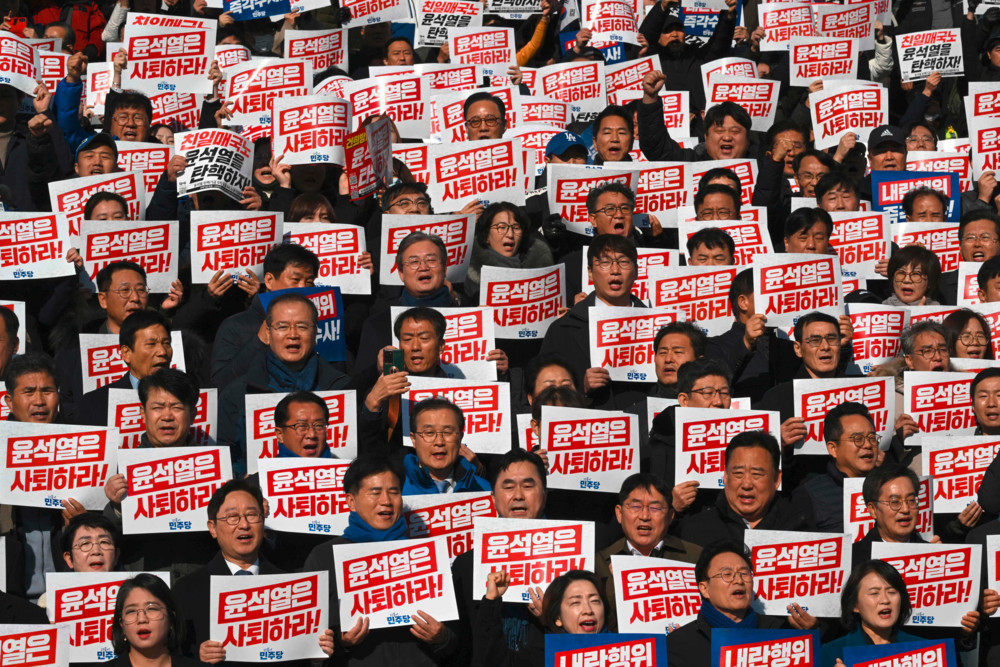 Südkorea / Nach Verhängung des Kriegsrechts: Opposition beantragt Amtsenthebung des Präsidenten