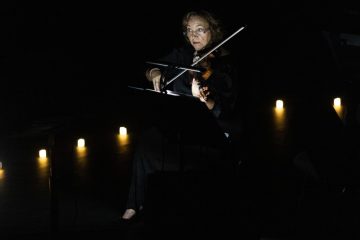 Alain spannt den Bogen / Getanzte Musik mit den SEL, sommerliche Farben mit der Accademia Santa Cecilia aus Rom