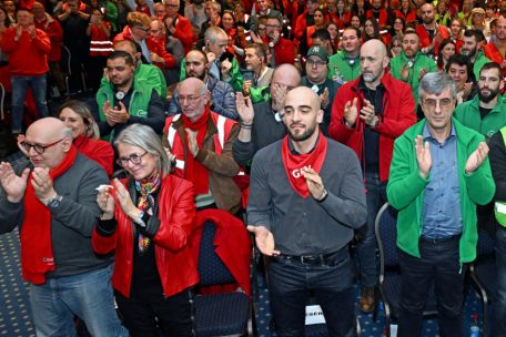 Editorial / Die Drohkulisse steht: Wie reagiert Minister Mischo auf den Schulterschluss von Politik und Gewerkschaften?