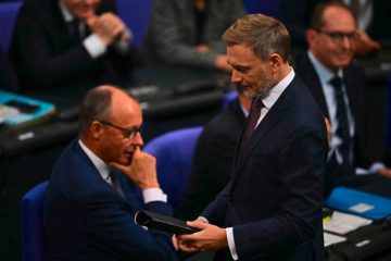 Deutschland / Wie die Union von der FDP abrückt