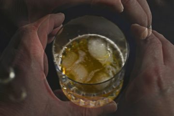 Notaufnahme / Polizei bringt randalierenden Mann in Gewahrsam