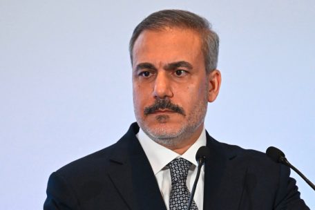 Der türkische Außenminister Hakan Fidan beim Doha Forum in Katar