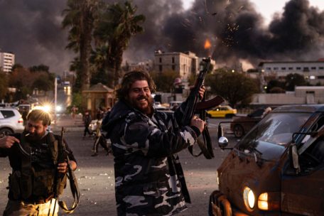Nahost / Assad gestürzt: Syrien zwischen Jubel und Ungewissheit