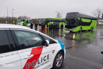 Luxemburg-Stadt / Mit Drogenhunden: 23 Polizisten kontrollieren öffentlichen Verkehr