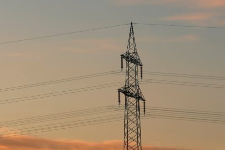 Strommast im luxemburgischen Hochspannungsnetz