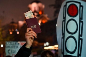 Serbien / Mit verfrühten Winterferien will Regierung lästige Protestwelle stoppen