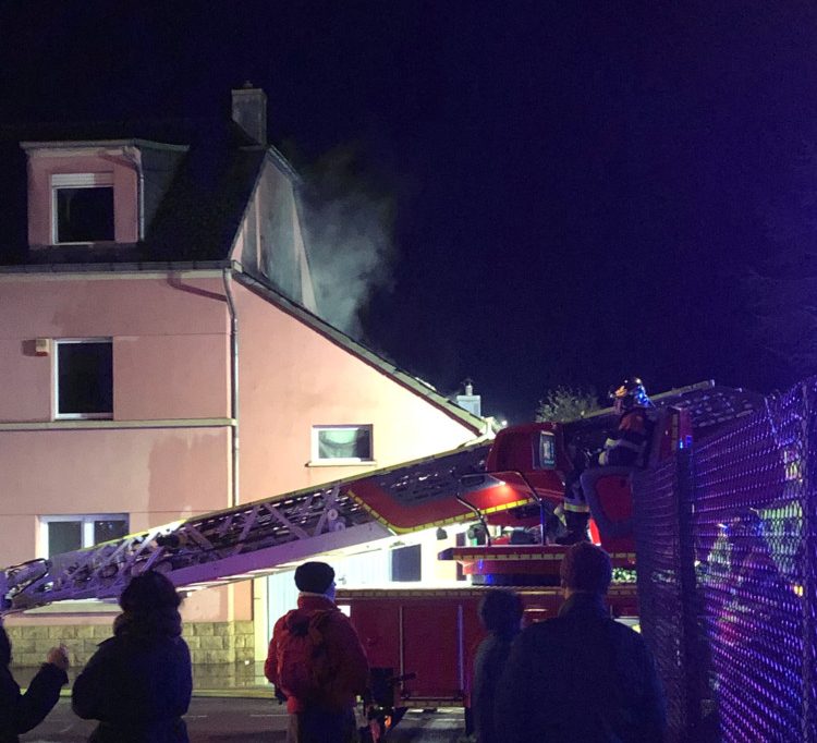 Käerjeng / Garagenbrand sorgt für Feuerwehreinsatz – keine Verletzten