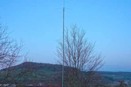 Mit dieser „Gartenhäuschen-Antenne“ fing alles an