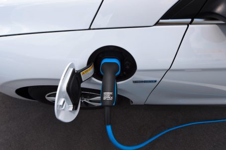 Eigentümergemeinschaft / Was es bei der Installation von Ladestationen zu beachten gilt