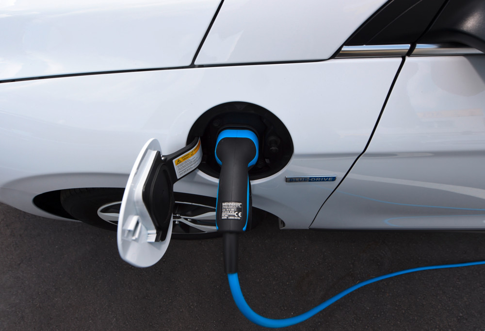 Eigentümergemeinschaft / Was es bei der Installation von Ladestationen zu beachten gilt