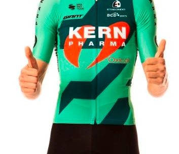 Auffälliges Hellgrün: Mats Wenzel im Trikot von Kern Pharma