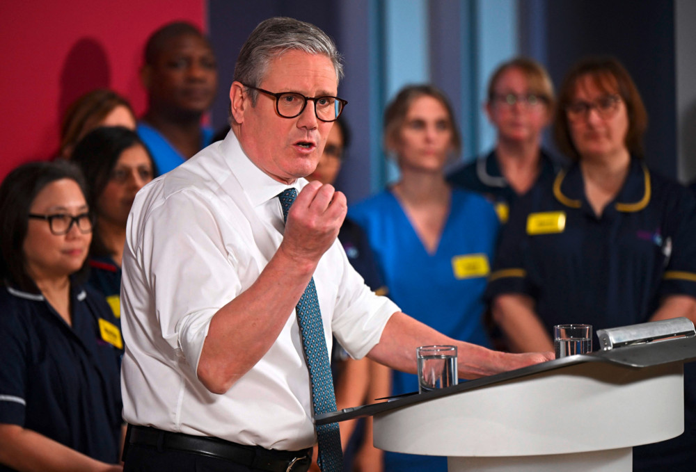 Großbritannien / US-Milliardär Elon Musk erinnert die Briten an ein schreckliches Massenverbrechen