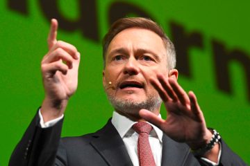Deutschland / Wie sich FDP-Chef Christian Lindner von Elon Musk distanziert