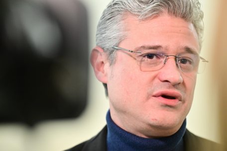 David Wagner von „déi Lénk“ besteht auf der Zuständigkeit der Ethikkomission der Chamber