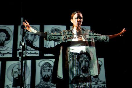 Theater / Fußball und Bühne: Vom Mythos der Befreiung