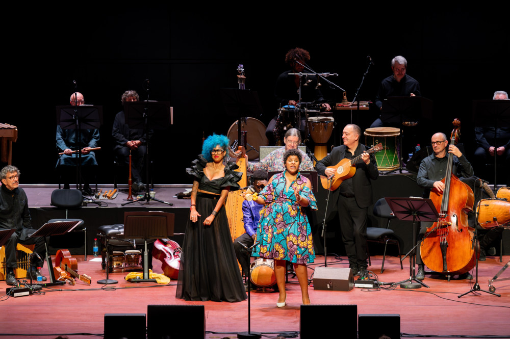 Alain spannt den Bogen / Einfluss der „Schwarzen Musikkultur“: Junge Deutsche Philharmonie und Jordi Savall