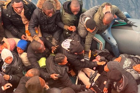 Frontex / 2024 kamen 38 Prozent weniger irreguläre Migranten in die EU