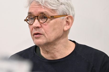 Claude Grégoire ist Mitglied des Verwaltungsrats des „Comité pour une paix juste au Proche-Orient“ (CPJPO)