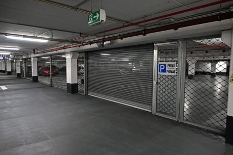 Die Stellplätze der Bewohner in der Tiefgerage