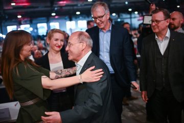 Deutschland / Linke geht mit Sonderparteitag in den Wahlkampf