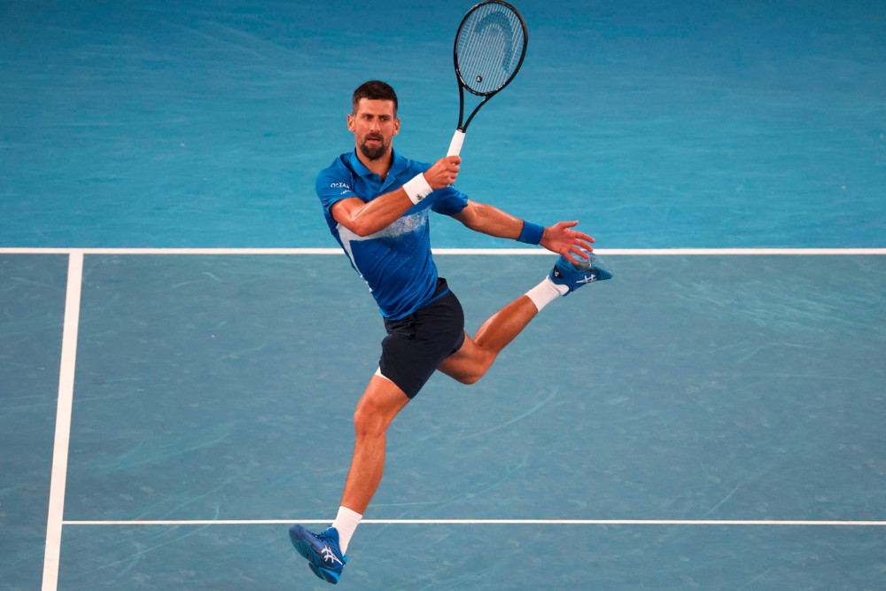 Tennis / Kosmos und Krawalle: Djokovics Jagd nach der historischen 25