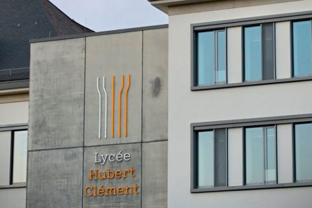 Lycée Hubert Clément / Hauptverdächtiger erklärt Ritual: Vielleicht schlechter Humor, aber nichts Sexuelles