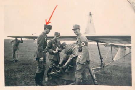 E Bléck duerch d’Lëns / Mit Nazis fliegen – Flieger-Ass Jean Moia (1908-1976) 