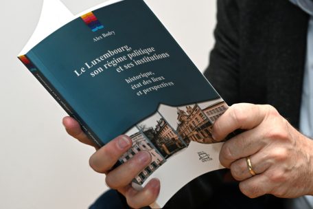 Das Buch von Alex Bodry – Pflichtlektüre für den politisch Interessierten