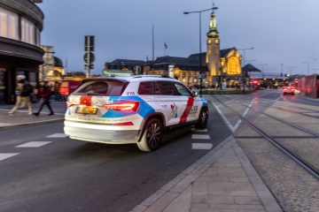 Polizeikommissariat am Hauptbahnhof / Vorwurf der Polizeigewalt: Bezirksgericht übergibt Fall der Strafkammer