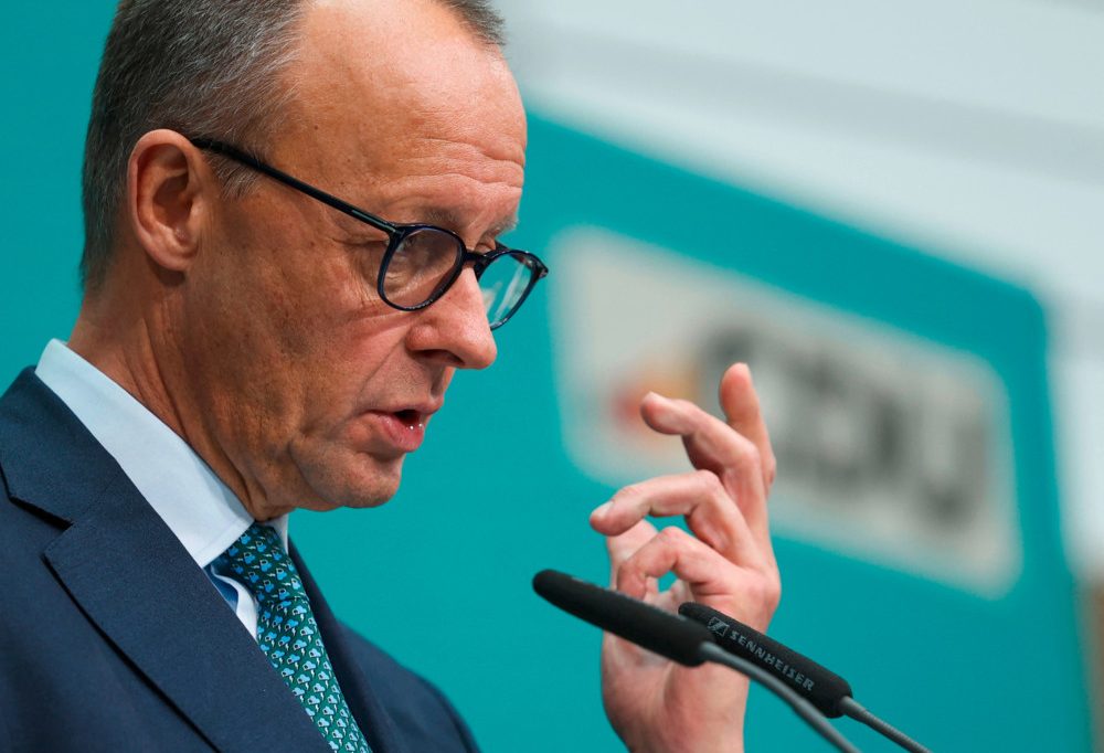Union rauf, AfD runter / Kanzlerkandidat Merz zeigt sich beim Thema Migration entschlossen