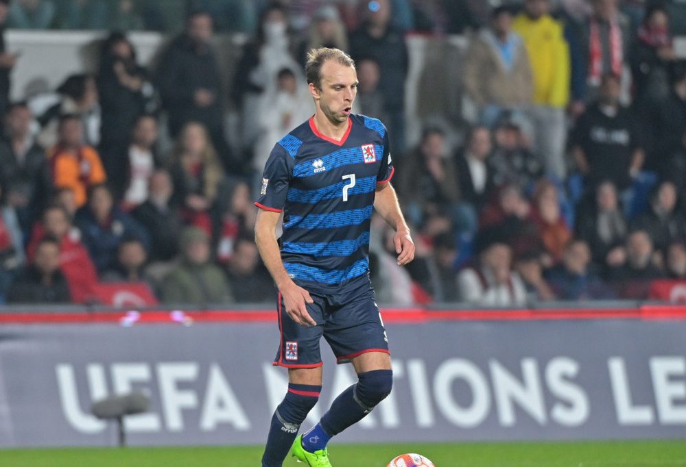 Transfers / Lars Gerson entscheidet zwischen zwei Erzrivalen