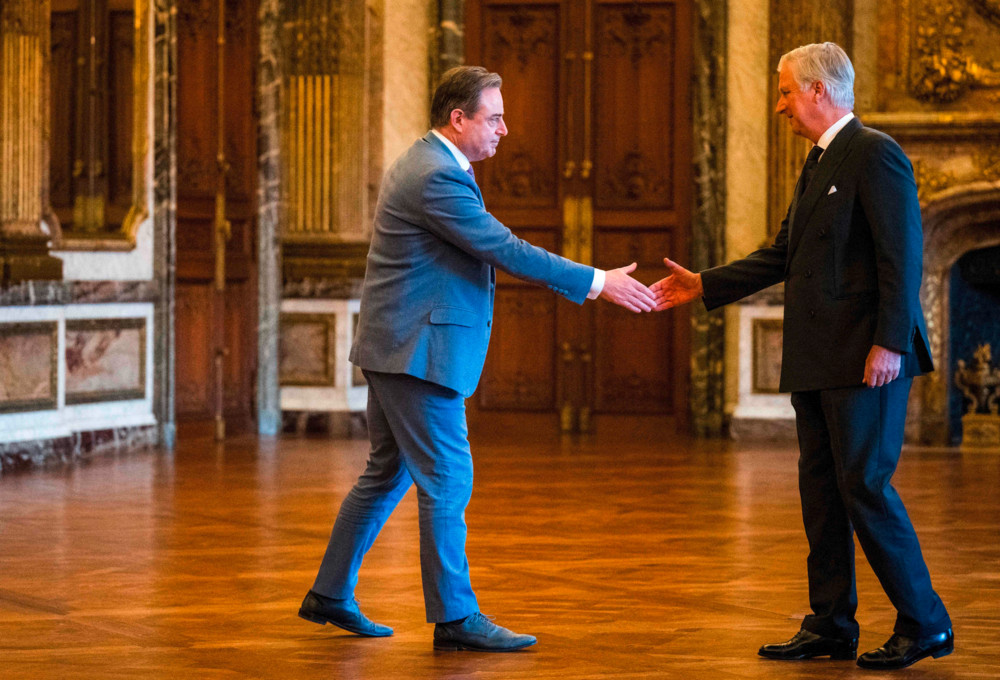 Belgien / Flämischer Rechtsnationalist De Wever als Ministerpräsident vereidigt