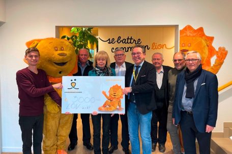 Nach Benefizkonzert der Militärmusik Steinsel / LÖV überreicht Scheck über 3.000 Euro an „Fondatioun Kriibskrank Kanner“