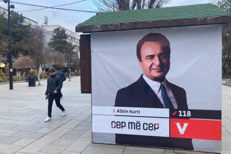 Wahlen im schrumpfenden Balkanstaat: Premier Albin Kurti muss um die absolute Mehrheit bangen