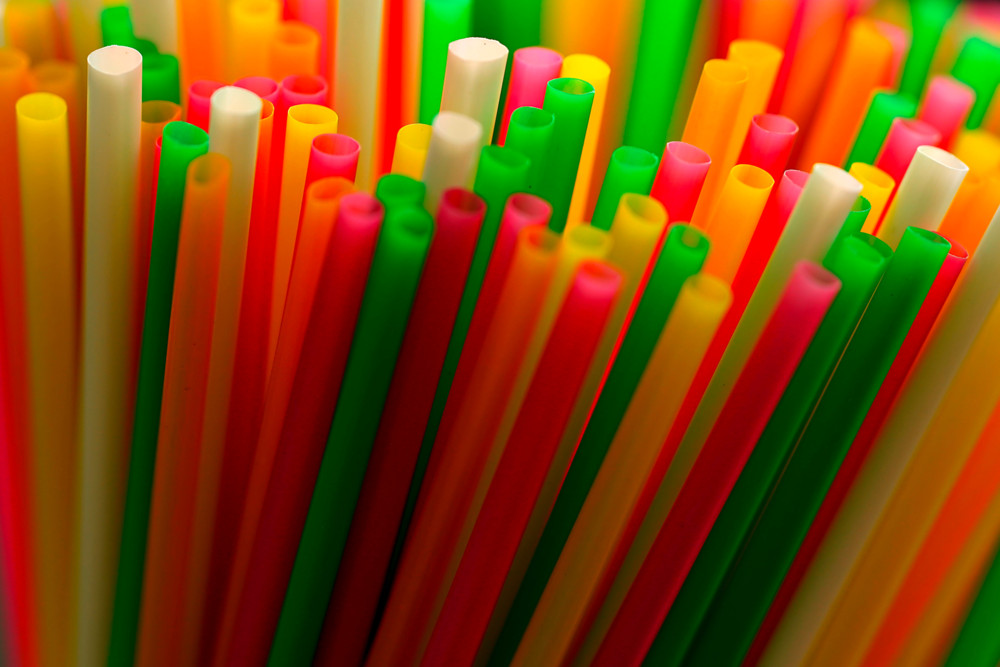 „Zurück zum Plastik“ /  Trump will Förderung von Papiertrinkhalmen per Dekret beenden