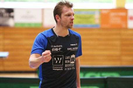 Tischtennis / Halbfinalisten mit deutlichen Siegen