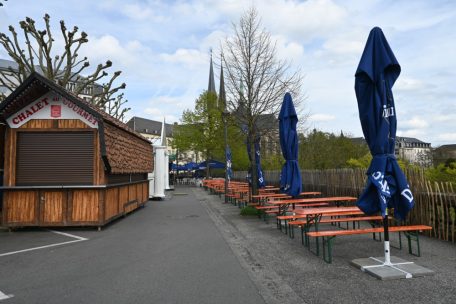 Luxemburg-Stadt / „Mäertchen“ zieht wieder an den Knuedler – Waffelbäcker Jean La Gaufre auch wieder dabei