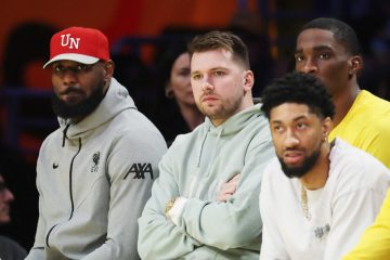 Editorial / Geld oder Freiheit: Sind Tauschgeschäfte im Sport „moderner Sklavenhandel“?