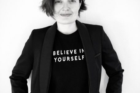 Porträt der Autorin Kerstin Medinger