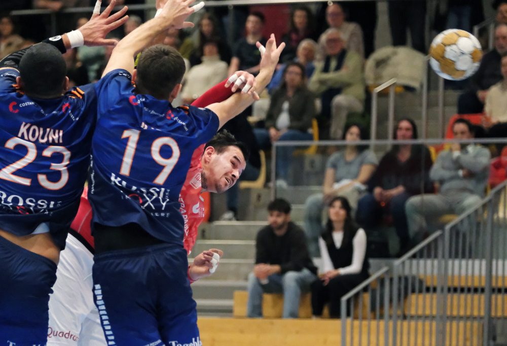 Handball / Starke Abwehr, wichtige Punkte: HBD startet gegen Red Boys erfolgreich in die Play-offs
