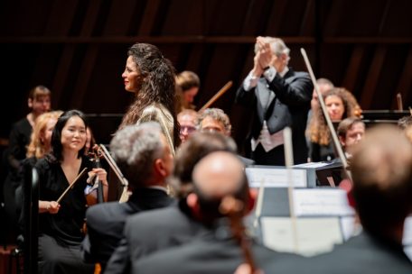 Die Sopranistin Fatma Sa&iuml;d &uuml;berzeugte das Publikum, das prompt eine Zugabe forderte