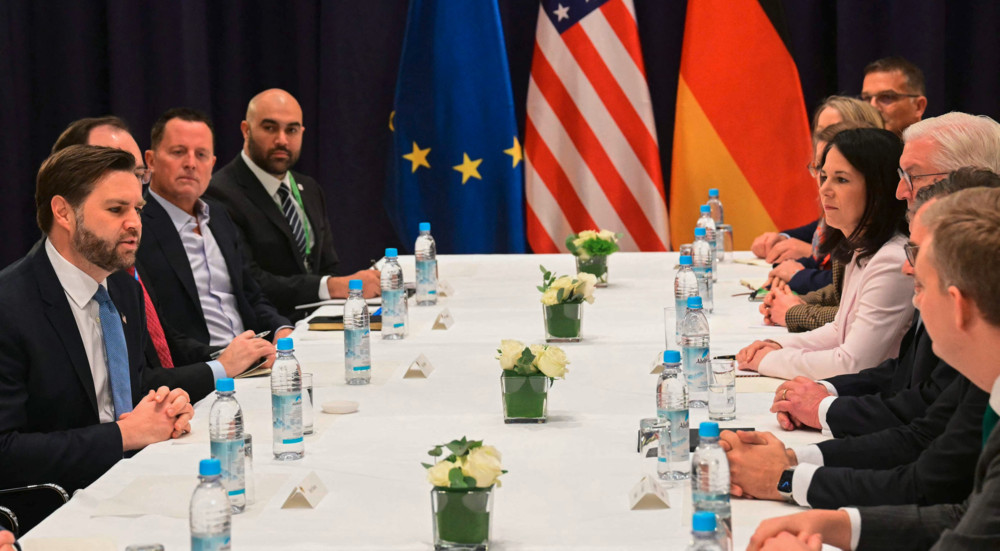 Editorial / Zeit für Eigenständigkeit