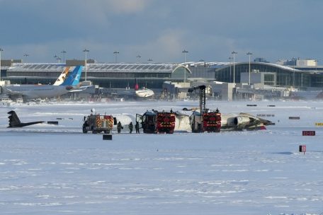 Kanada / Mindestens 18 Verletzte bei Bruchlandung von US-Flugzeug am Flughafen von Toronto