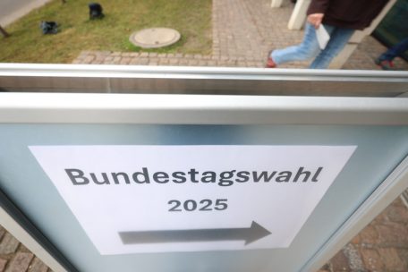 Deutschland / Die Bundestagswahl hat begonnen