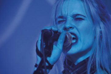 Keine Helden mehr / Diana Burkot von Pussy Riot über falschen Frieden in der Ukraine und Opposition nach Nawalnys Tod