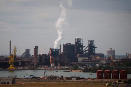 Krise der Stahlindustrie / Beratungen in Paris und Brüssel geplant