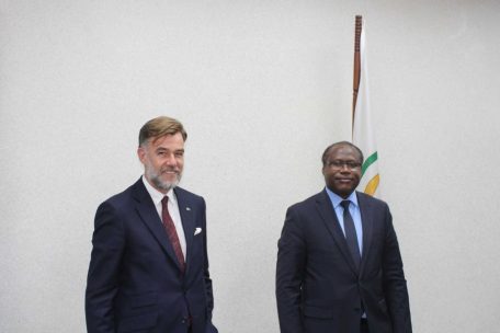 Der frühere LSAP-Wirtschaftsminister Franz Fayot und Uzziel Ndagijimana, Finanzminister Ruandas, im Juni 2022