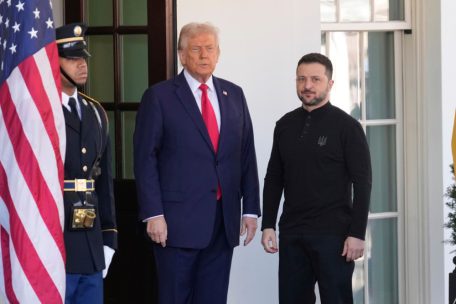 Ungewisse Zukunft / Trump und Selenskyj brechen Treffen ab – Europäische Spitzenpolitiker stellen sich nach Eklat hinter Ukraine
