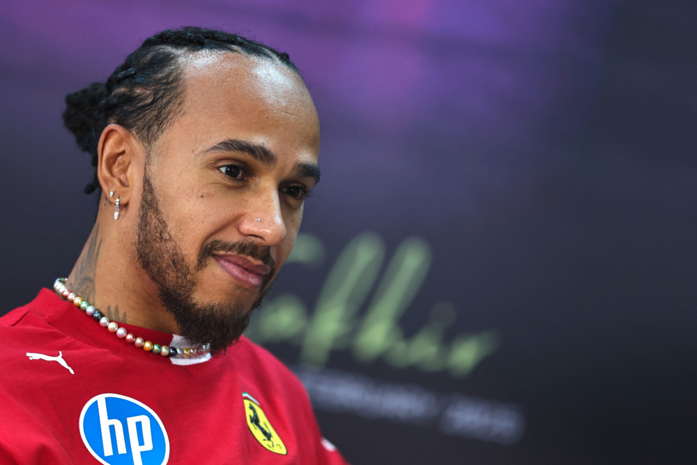 Formel 1 / „Werde nie alt sein“: Hamilton im Jungbrunnen Ferrari