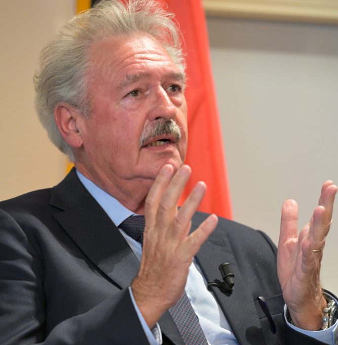 Trump und Vance / „Da sitzen zwei Mafiosi“: Ex-Außenminister Asselborn äußert sich zu Eklat im Weißen Haus